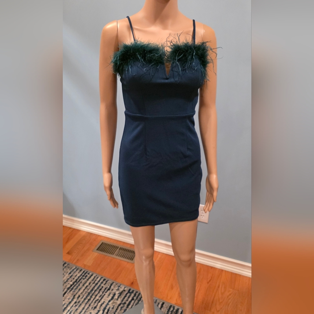 Emerald Green MINI dress. Speechless, SZ 5, LIKE NEW